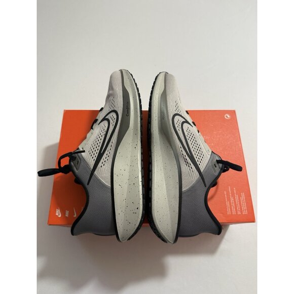 New Men’s Size 11 - Nike Quest 6 Light Iron Ore IB4002 014 main image 10